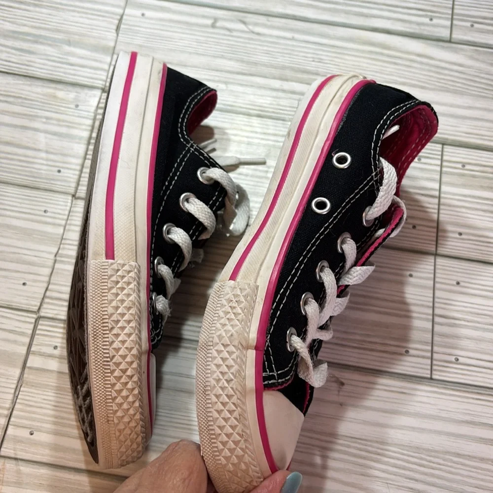 Converse Chuck Taylor All Star Black Sneakers Slip On Girls Size 12